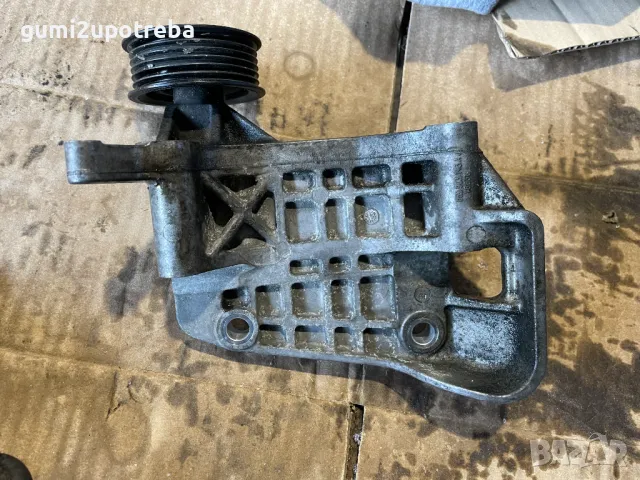 Скоба Държач Алтернатор 059903143AJ Porsche Cayenne 3.0D 92A/2012г, снимка 3 - Части - 49418710