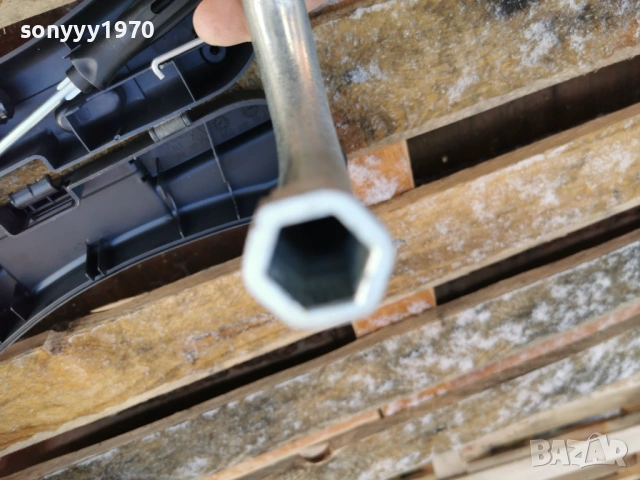 audi wv 17мм ключ за гуми 2201261621, снимка 2 - Аксесоари и консумативи - 53190379