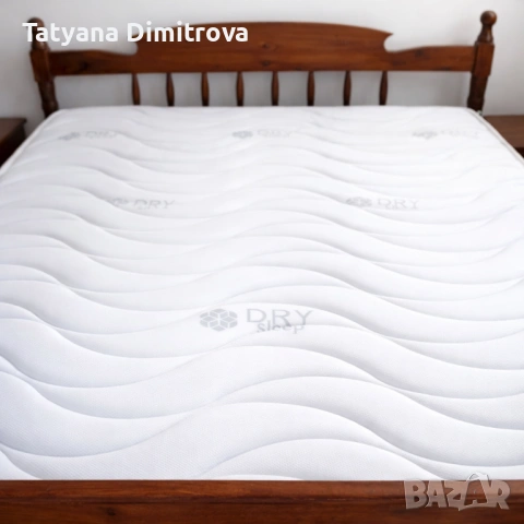 Комплект спалня с почти нов матрак Duosense + рамка и нощни шкафчета