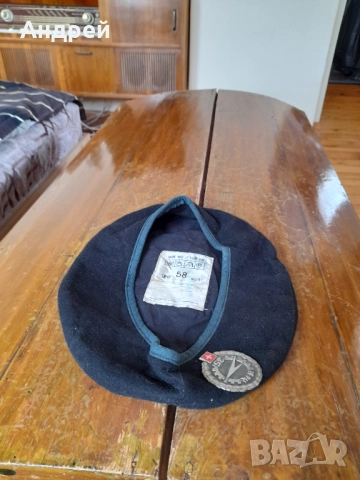 Стара военна барета,шапка #13, снимка 4 - Антикварни и старинни предмети - 52954801