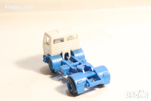 HERPA H0 1/87 MERCEDES BENZ TIR ВЛЕКАЧ КАМИОН МОДЕЛ, снимка 4 - Колекции - 53757558