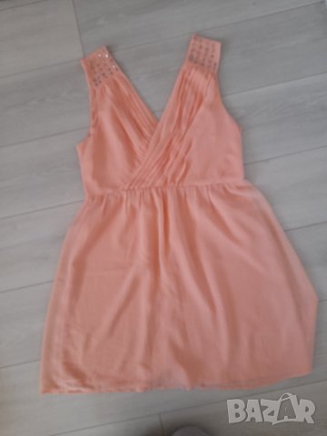 Дамска рокля, снимка 1