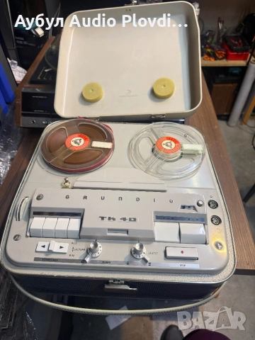 Магнетофон Grundig TK 40 като нов, колекционерски лампов модел от 1960-те , снимка 3 - Други - 53795099