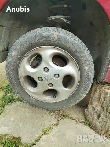 Джанти с зимни гуми 14 Пежо , снимка 2 - Гуми и джанти - 53709423