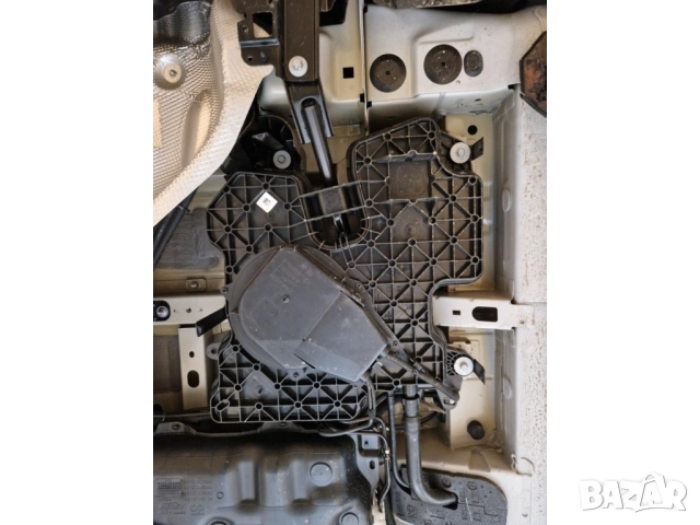 Метална кора под резервоар AdBlue Citroen Spacetourer 2020г – 2025г, снимка 5 - Аксесоари и консумативи - 52180774