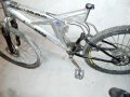 Велосипед с алуминиева рамка и дискови спирачки рамка и дискови спирачки, снимка 1