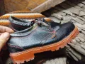 Работни обувки без пластина размер 39, снимка 1