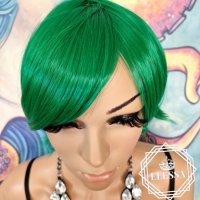 Къс Емо / Косплей Модел Перука в Зелен Цвят с Бретон КОД 8799, снимка 4 - Аксесоари за коса - 40055954