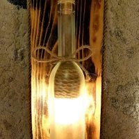 Ръчно изработена лампа за механа или барбекю от дърво, въже и стъклена бутилка., снимка 6 - Лампи за стена - 40978564