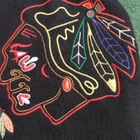 Зимна шапка на Chicago Blackhawks, снимка 2 - Шапки - 35925056