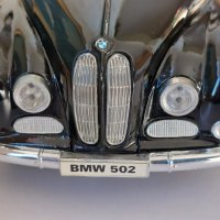   BMW 502 -1955- Maisto  1/18 МЕТАЛНА КОЛИЧКА, снимка 3 - Колекции - 35739020