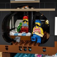 НОВО Lego Ideas - Пирати от залива Баракуда (21322) от 2020 г., снимка 9 - Конструктори - 39457194