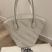 Karl Lagerfeld и Love Moschino оригинални раници и чанти, снимка 1 - Чанти - 37751598