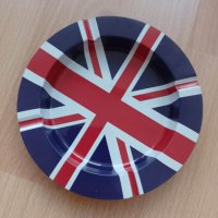 метален пепелник от Англия с Английското знаме, снимка 1 - Други стоки за дома - 40883073