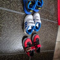 Детски маратонки Adidas, снимка 2 - Детски маратонки - 44223120