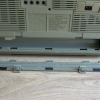 Стерео касетофон TOSHIBA RT-100S, снимка 11 - Радиокасетофони, транзистори - 41932522