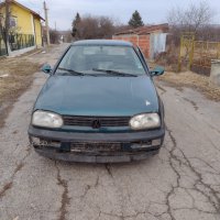 Vw Golf 3 1.8 На части, снимка 1 - Автомобили и джипове - 35775356