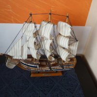 модел на ветроходен кораб, снимка 1 - Колекции - 42292699