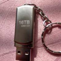  USB флаш памет 16 TB сребърен цвят. Висока скорост прехвърляне на данни., снимка 4 - USB Flash памети - 42166232