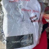 Шапки Tommy Jeans, снимка 4 - Шапки - 41850443