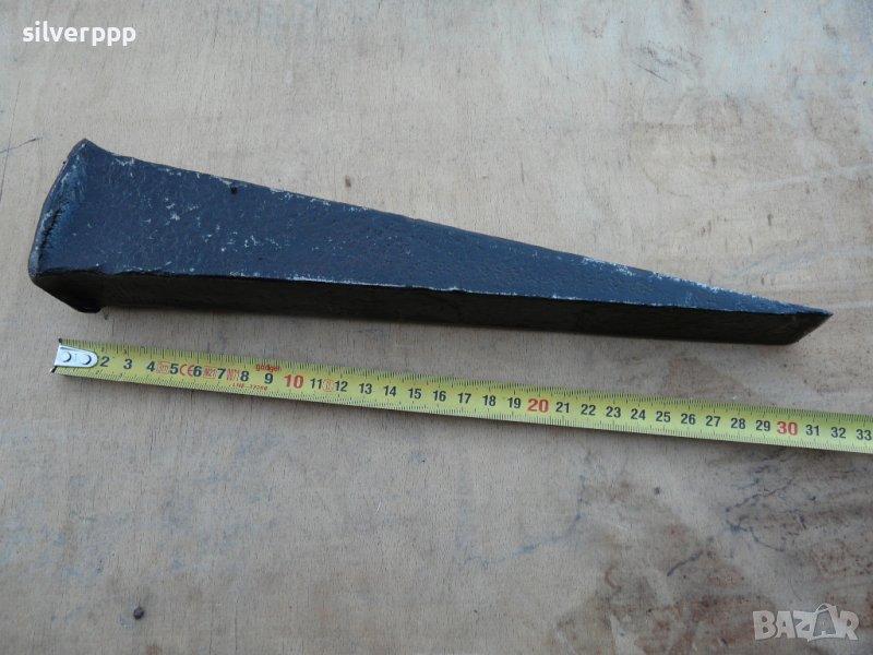 Стара кована кама за цепене на дърва, снимка 1