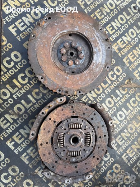 Съединител притискателен феродов маховик огледален диск Киа Карнивал 2 Kia Carnival II 2.9CRDI 170hp, снимка 1