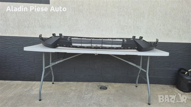 Долен спойлер за предна броня Ford Kuga година 2020 2021 2022 2023 код LV4B17C831J , снимка 1