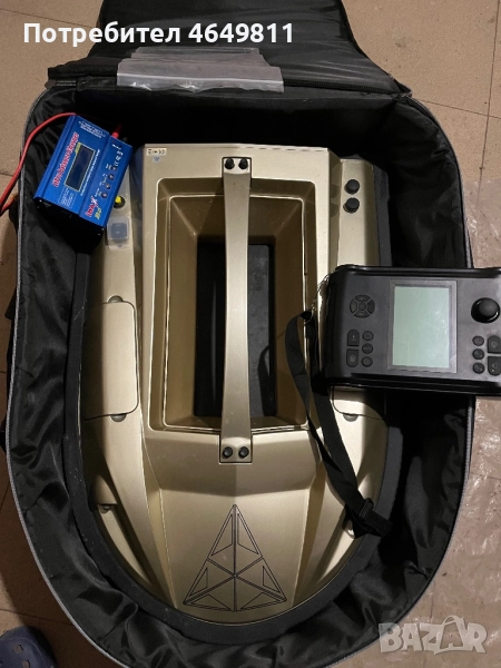 Лодка за захранка, снимка 1