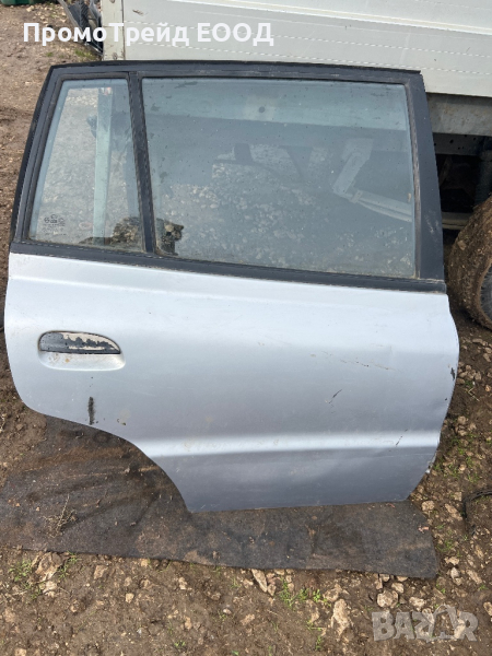 Задна дясна врата сива Киа Рио 1 Kia Rio I, снимка 1