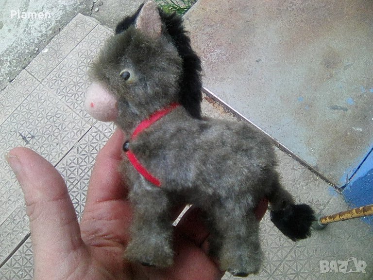 Старо механично магаренце - играчка с ключе произведено в България, снимка 1