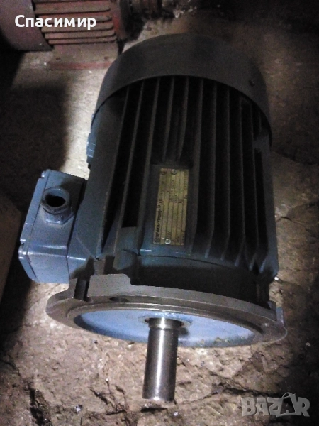 Ел двигател 2,2 kw на 940 об трифазен нов на Елма Троян , снимка 1