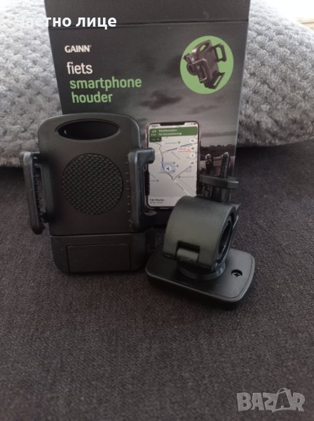 Продавам стойка за телефон за кола, снимка 1