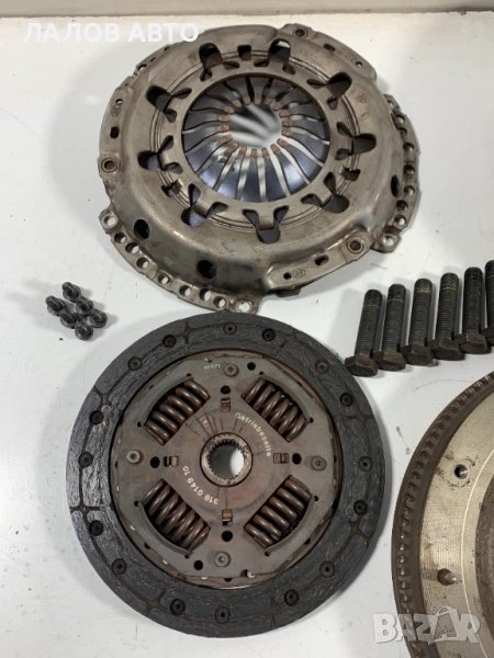 Съединител маховик Шкода Фабия 1.9 SDI Suedinitel mahovik Skoda Fabia 1.9 SDI 319014910 , снимка 1