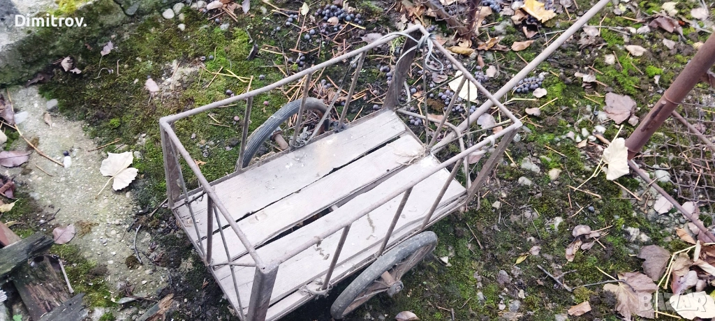 Ретро градинска ръчна количка от 70те, снимка 1