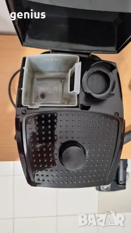Кафемашина Делонги Delonghi ec152, снимка 3 - Кафемашини - 47800158