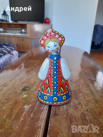 Стара Руска механична кукла