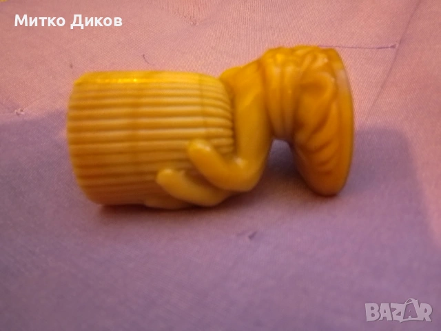 Beggar's Hand toothpick holder by Vallerysthal & Portieux SoLastCenturyGlass чаша кехлибар за клечки, снимка 2 - Антикварни и старинни предмети - 53564866