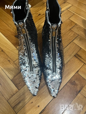 Уникални боти ZARA, снимка 3 - Дамски боти - 52854617