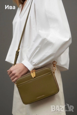Дамска чанта тип crossbody Charles & Keith, снимка 2 - Чанти - 51434107
