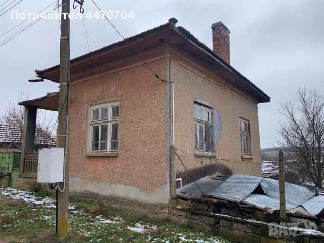 КЪЩА С ДВОР И ГЕРАН В С. ДОЙРЕНЦИ – 30 000 €, снимка 4 - Къщи - 53242519