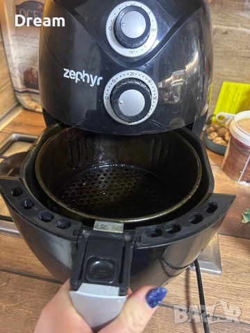Фритюрник с горещ въздух 3Л, използван, снимка 3 - Фритюрници - 53050963