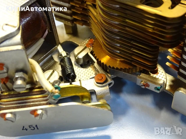 стъпков избирач ШИ-50/4 РСЗ.250.048Сл2 Rotary Stepper Relay USSR, снимка 8 - Резервни части за машини - 50909598