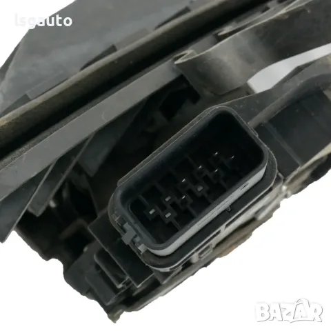 Брава предна дясна врата Ford C-MAX I 2007-2010 ID: 163882, снимка 3 - Части - 55824176