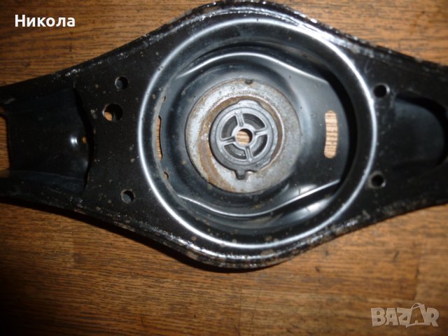 Заден носач Голф 5 2.0 тди, снимка 3 - Части - 40360848