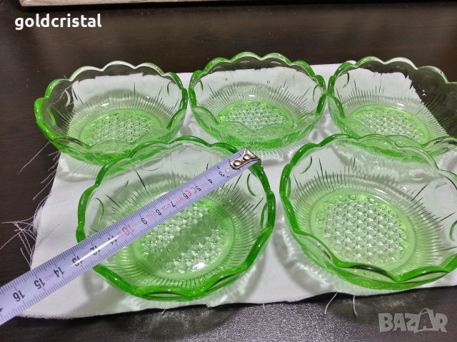 стари стъклени купички цветно зелено стъкло , снимка 2 - Антикварни и старинни предмети - 53398138