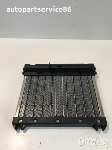 Радиатор на отоплителната матрица за Mercedes W639 Vito 2.2 CDI (2003-2011) A6394460429 , снимка 2 - Части - 53872930