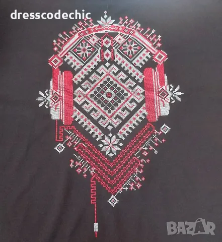 Тениски с бродерия, снимка 4 - Тениски - 47648360