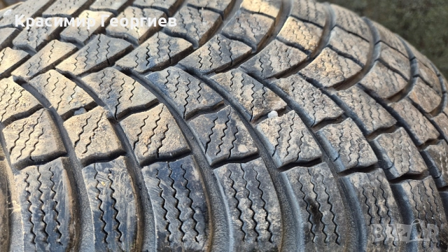 Зимни гуми с джанти Bridgestone , снимка 2 - Гуми и джанти - 52431761