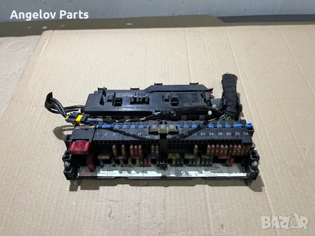 Таблото на бушоните за BMW E46