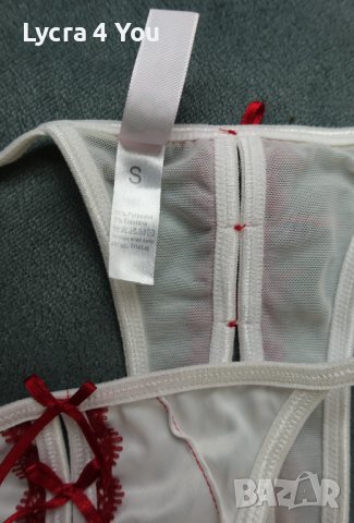 Еротичен комплект от сутиен с отворени чашки колан и изрязана бикина , снимка 9 - Бельо - 42263528